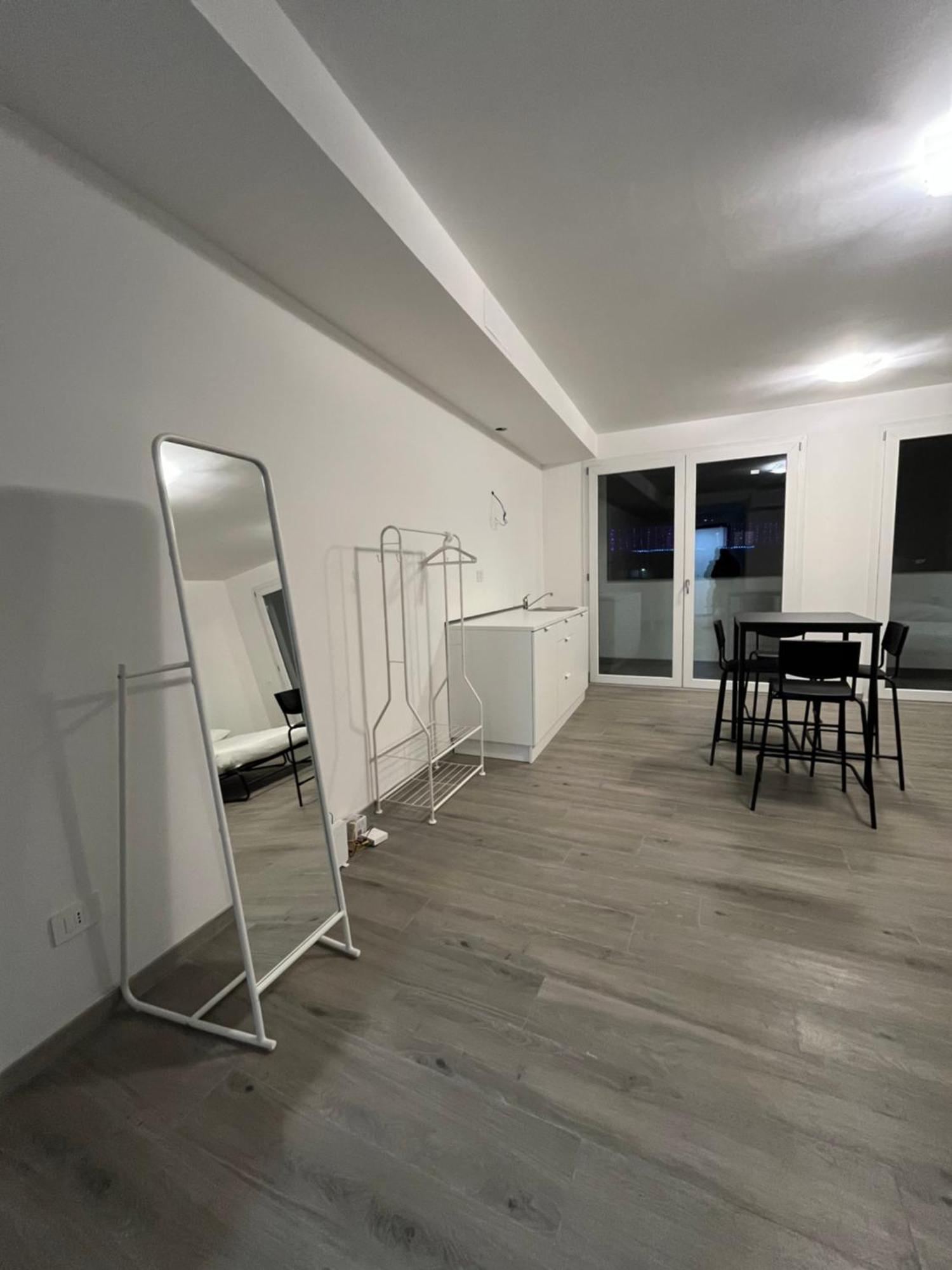 Apartment Alessandrino Rom